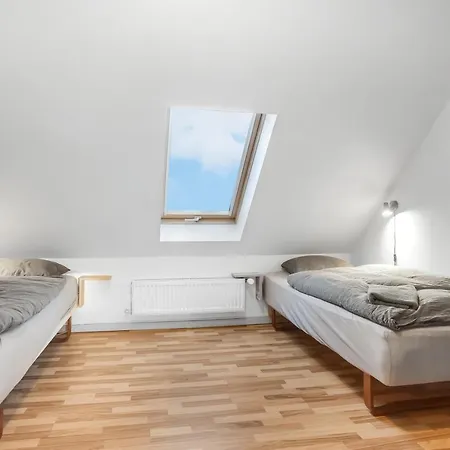 B&B Storm's - Near Mch & Boxen *